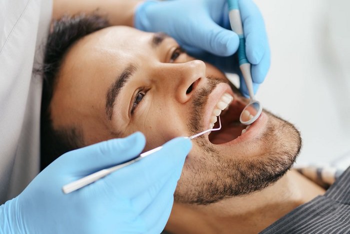 Cosmetic or General Dentist: How to Choose the Right One for Your Needs in Auckland